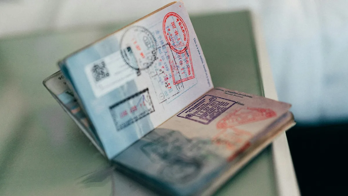 Pasaporte y documentos de viaje, trámite de visa y residencia en Chile
